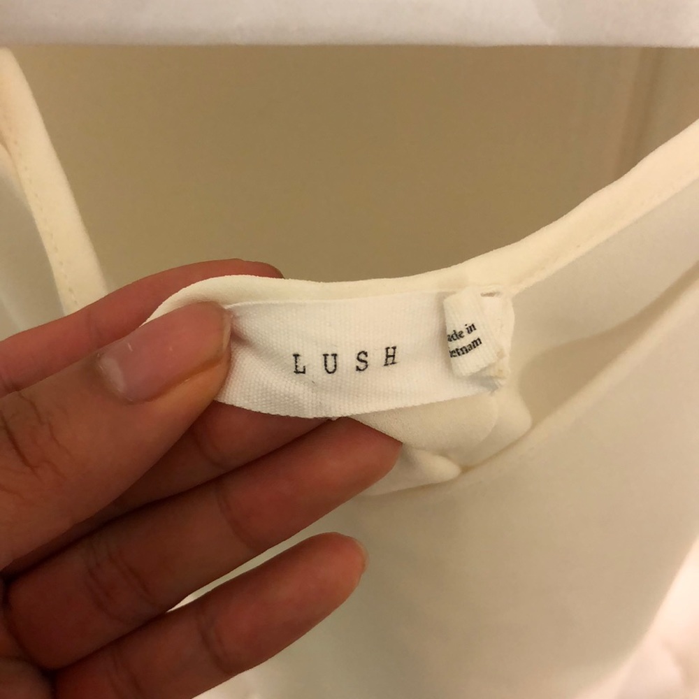 WHITE TOP! - Picture 2 of 2